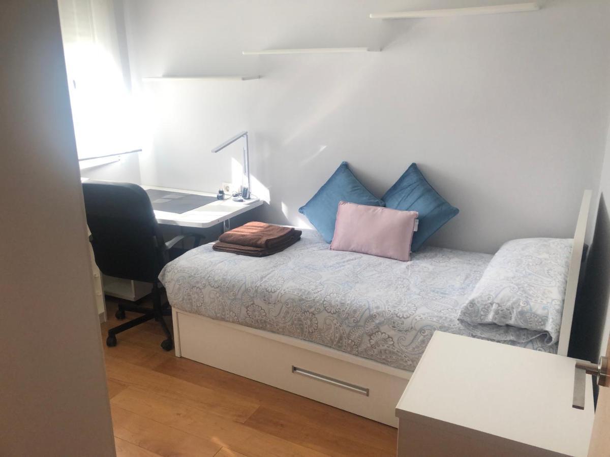 Piso Semicentrico Con Vistas A La Bahía De Apartamento *